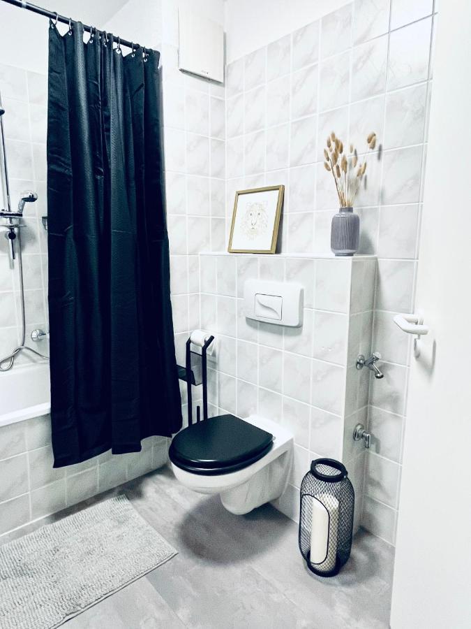 Gemuetliches - Elias- Mit Kueche, Wlan, Smart-tv & Panoramablick In Citynaehe * Erfurt
