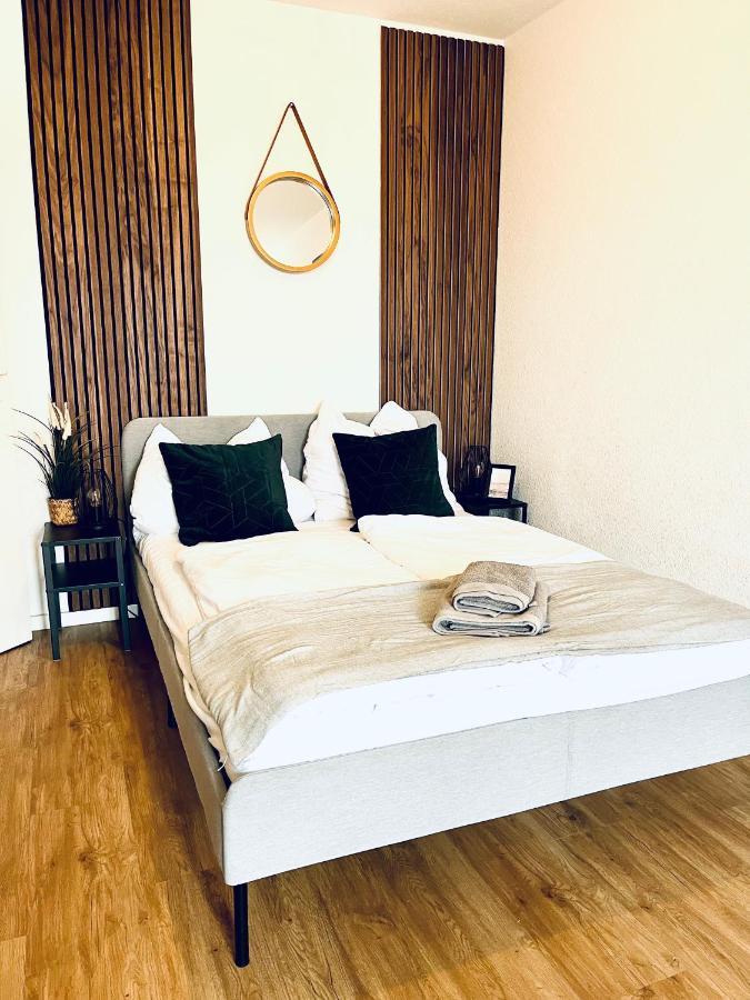 Apartment Gemuetliches - Elias- Mit Kueche, Wlan, Smart-tv & Panoramablick In Citynaehe